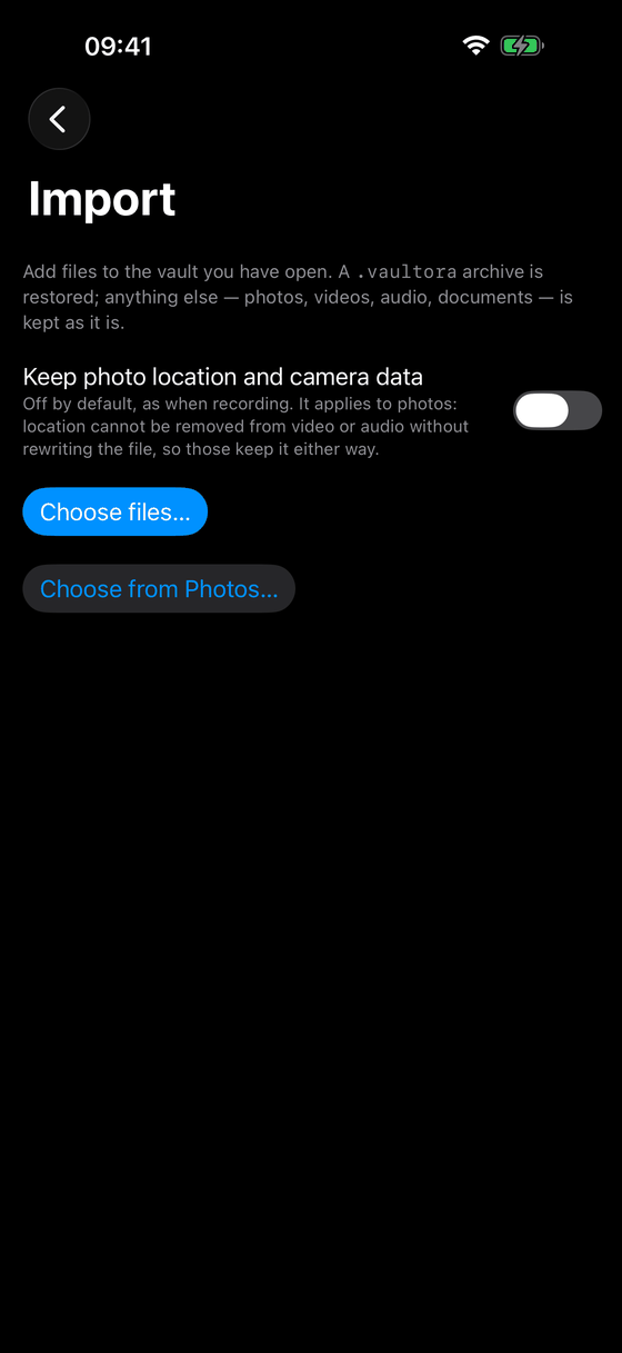 The screen for adding files, with a switch for photo location and camera data that is off by default.